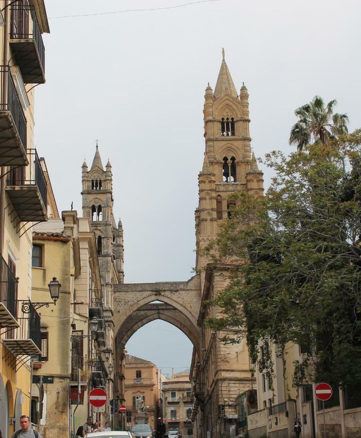 Casa Clo Alla Cattedrale Палермо Екстериор снимка