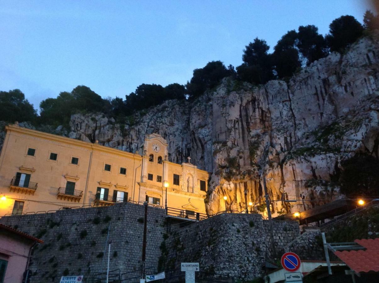 Casa Clo Alla Cattedrale Палермо Екстериор снимка